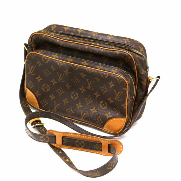 a21 8700 1 Louis Vuitton Nile Shoulder Bag Monogram Brown