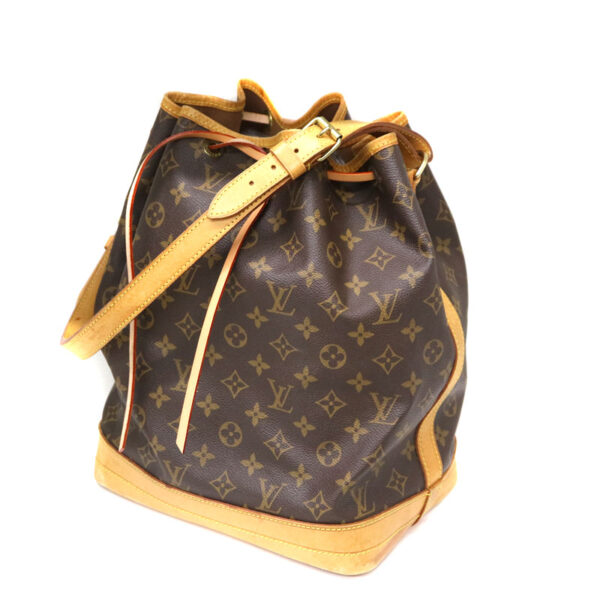 a21 8896 1 Louis Vuitton Noe Shoulder Bag Monogram Canvas Brown