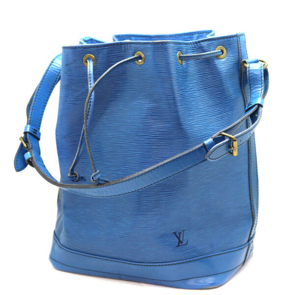 a22 10613 1 Louis Vuitton Noe Shoulder Bag Leather Blue