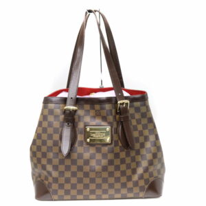 a22 10936 1 Louis Vuitton Papillon 30 Pouch Damier Brown