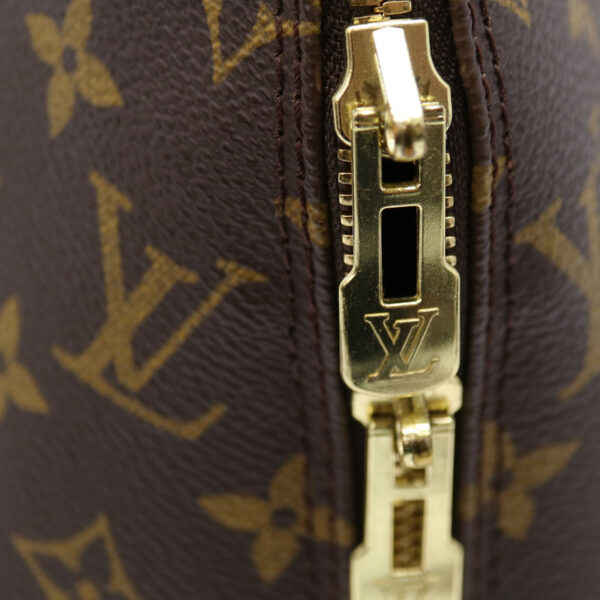 a22 2546 9 Louis Vuitton Alma Handbag Monogram Brown