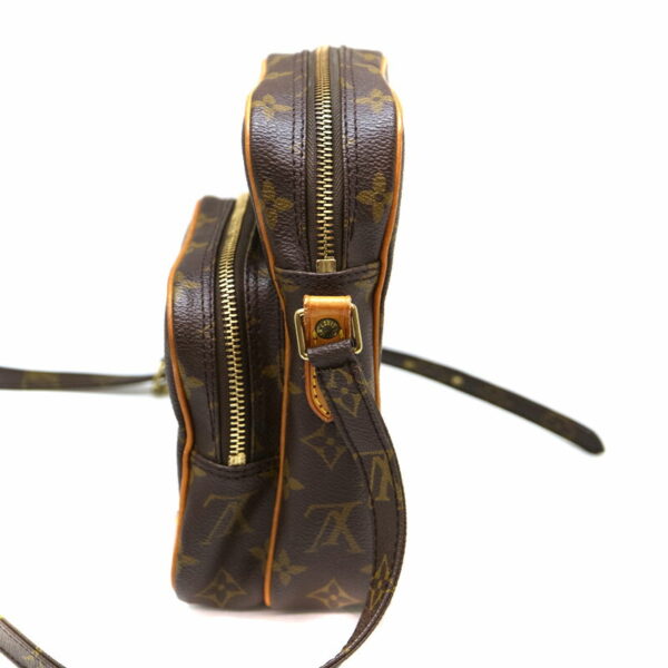 a22 2907 4 Louis Vuitton Amazon Shoulder Bag Monogram Brown