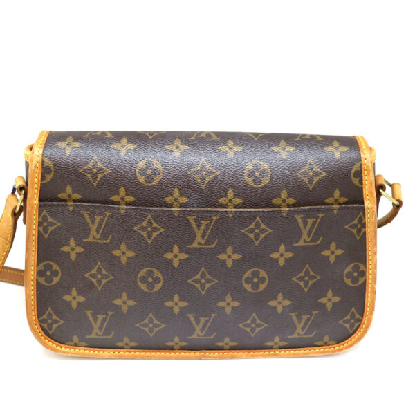 a22 550 3 Louis Vuitton Sologne Shoulder Bag Monogram Canvas Brown