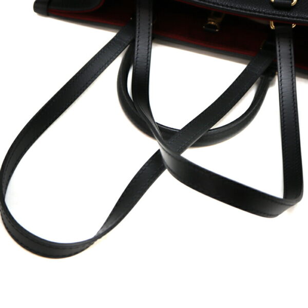 a22 6142 8 Louis Vuitton On the Go MM Tote Empreinte Leather Black