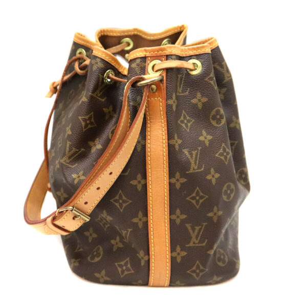 a22 7030 4 Louis Vuitton Petit Noe Shoulder Bag Monogram Canvas Brown