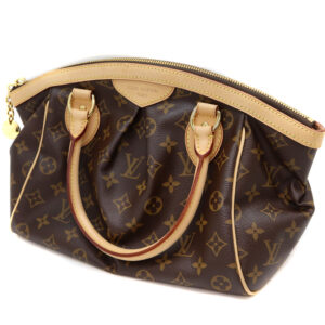 a22 7033 1 Louis Vuitton Petit Noe Drawstring Shoulder Brown