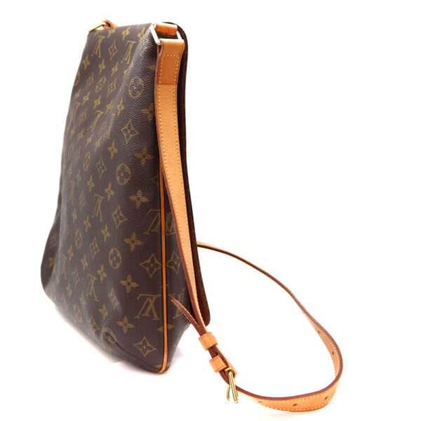 a22 7965 5 Louis Vuitton Musette Shoulder Bag Monogram Canvas Brown