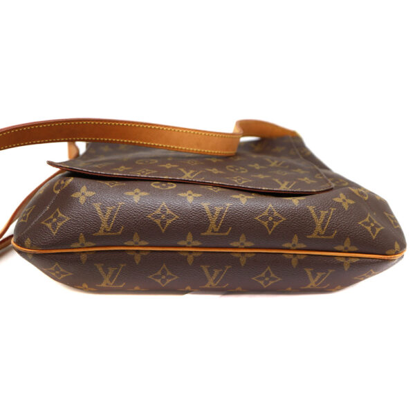 a22 7965 6 Louis Vuitton Musette Shoulder Bag Monogram Canvas Brown