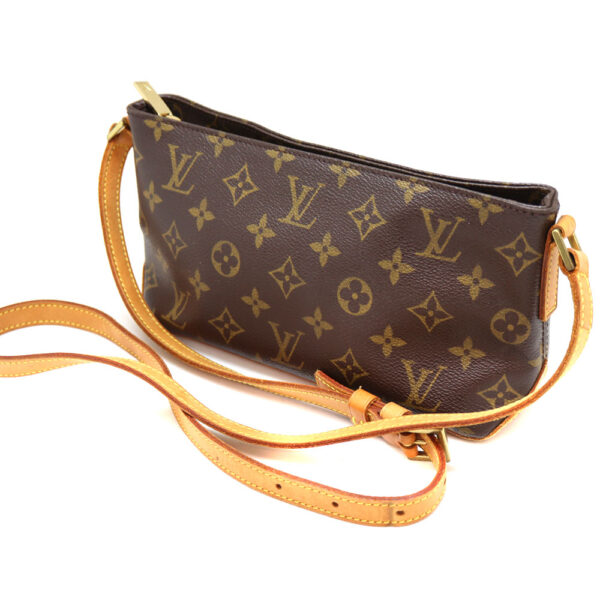 a22 8396 1 Louis Vuitton Trotter Shoulder Bag Monogram Canvas Brown