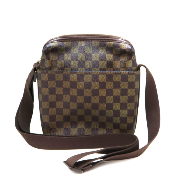 a22 8595 2 Louis Vuitton Trotter Beaubourg Shoulder Bag Damier Canvas Brown