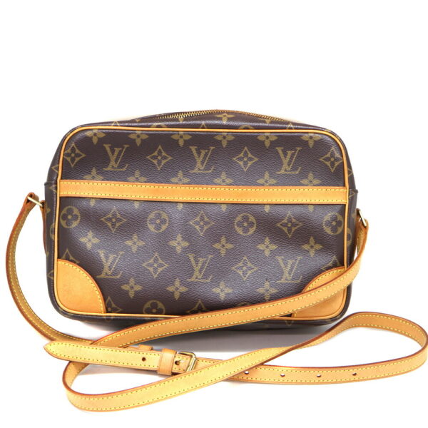 a23 10743 1 Louis Vuitton Trocadero 27 Shoulder Bag Monogram Canvas Brown