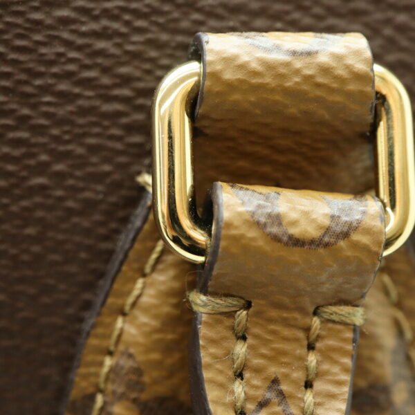 a23 1134 10 Louis Vuitton On the Go MM Handbag Giant Monogram Canvas Brown