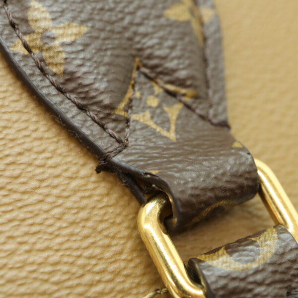 a23 1134 11 Louis Vuitton On the Go MM Handbag Giant Monogram Canvas Brown