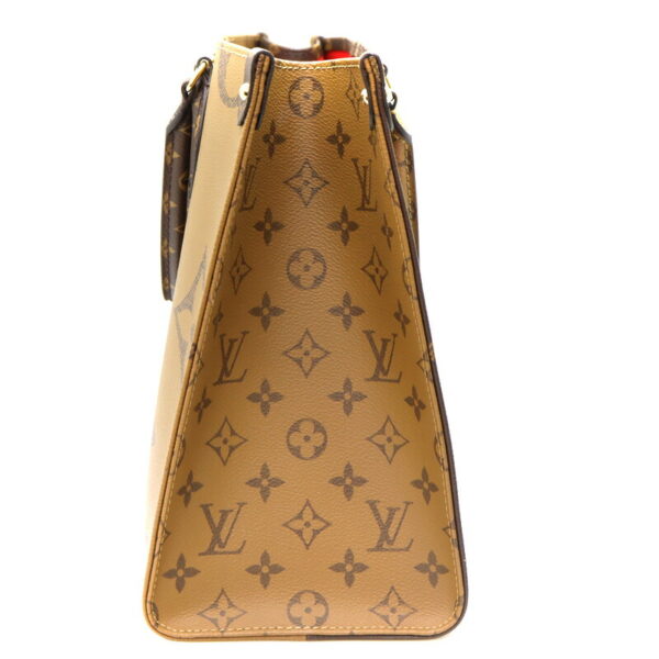 a23 1134 5 Louis Vuitton On the Go MM Handbag Giant Monogram Canvas Brown