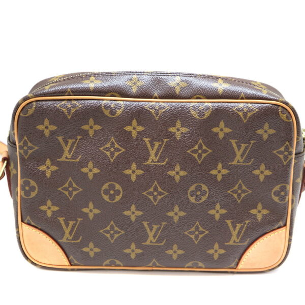 a23 11714 2 Louis Vuitton Trocadero 27 Shoulder Bag Monogram Canvas Brown