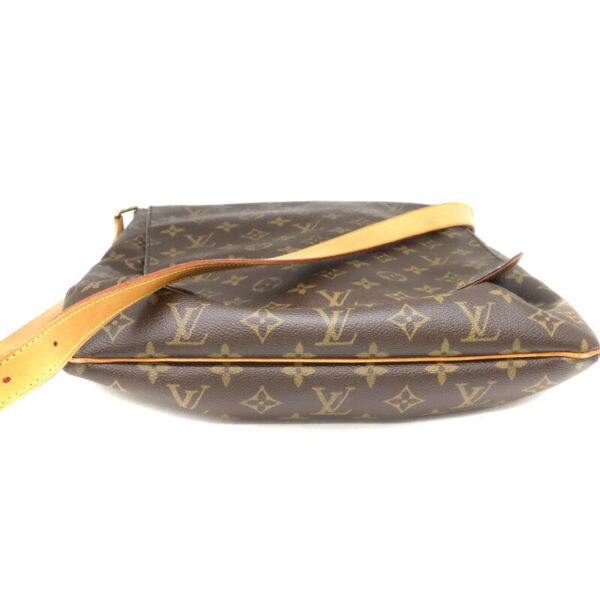 a23 26 5 Louis Vuitton Musette Shoulder Bag Monogram Canvas Brown