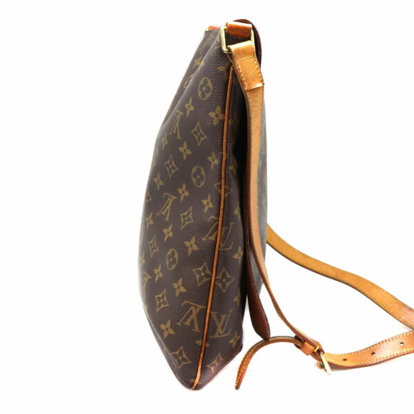 a23 2846 4 Louis Vuitton Musette Shoulder Bag Monogram Canvas Brown