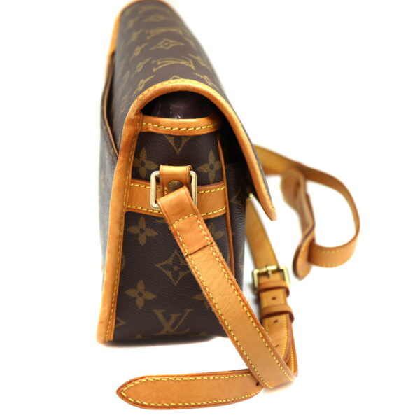 a23 3505 4 Louis Vuitton Sologne Shoulder Bag Monogram Canvas Brown