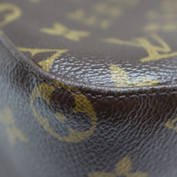 a23 4154 6 Louis Vuitton Looping MM Handbag Monogram Canvas Brown