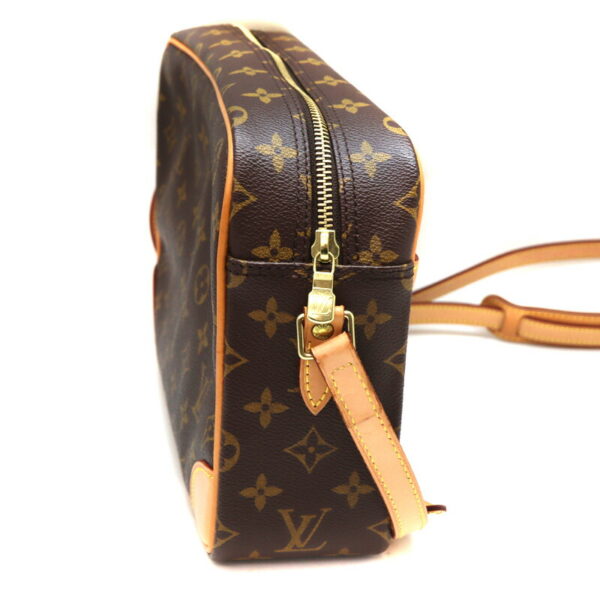 a23 4194 4 Louis Vuitton Trocadero 30 Shoulder Bag Monogram Canvas Brown