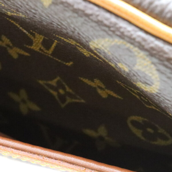 a23 5412 7 Louis Vuitton Blois Shoulder Bag Monogram Canvas Brown