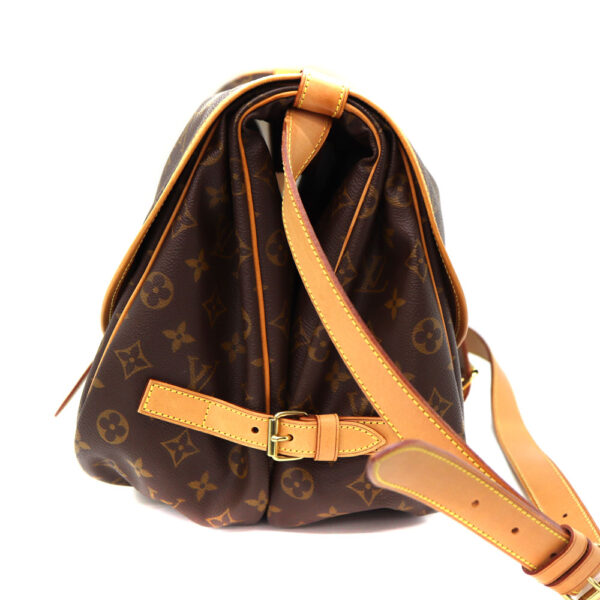 a23 9564 4 Louis Vuitton Saumur 35 Monogram Canvas Shoulder Bag Brown