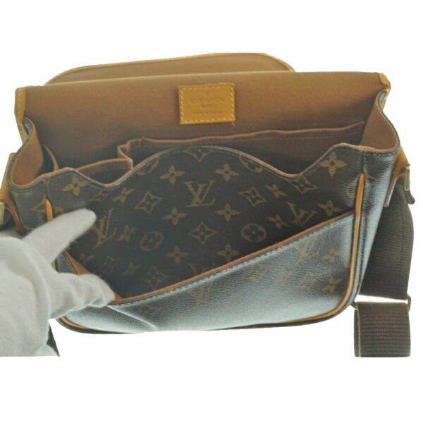 b14 Louis Vuitton Messenger PM Bosfall Shoulder Bag Monogram Canvas Brown