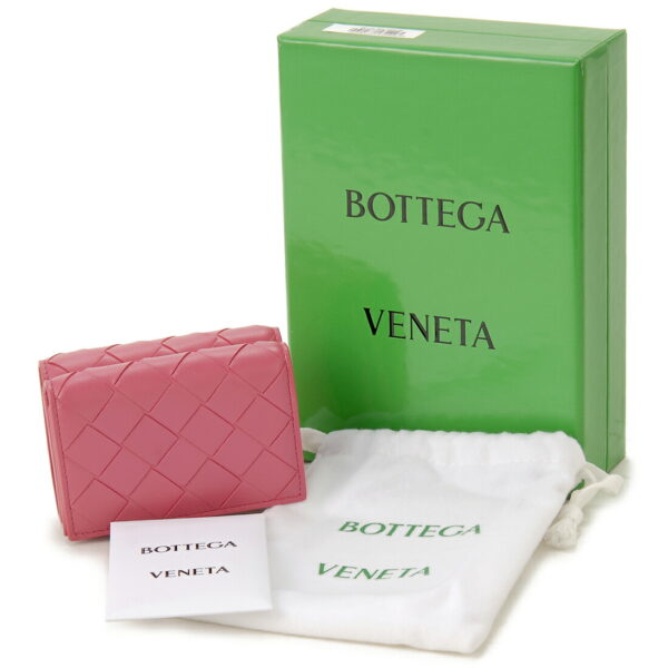 bv666944vcpp36420 3 Bottega Veneta Tri Fold Wallet Leather