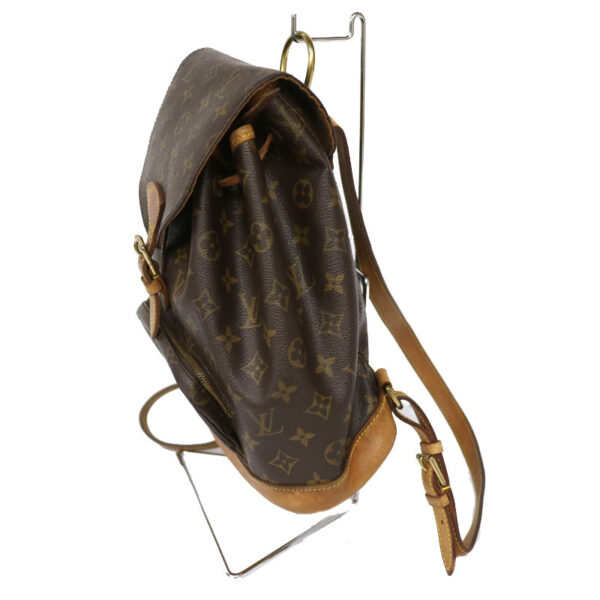 c21 12 4 Louis Vuitton Monsouris MM Backpack Monogram Brown