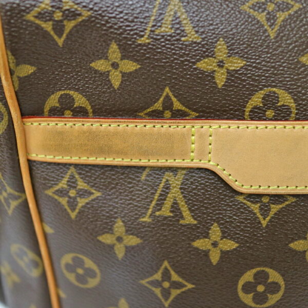 c21 1307 6 Louis Vuitton Aves Shoulder Bag Monogram Canvas Brown