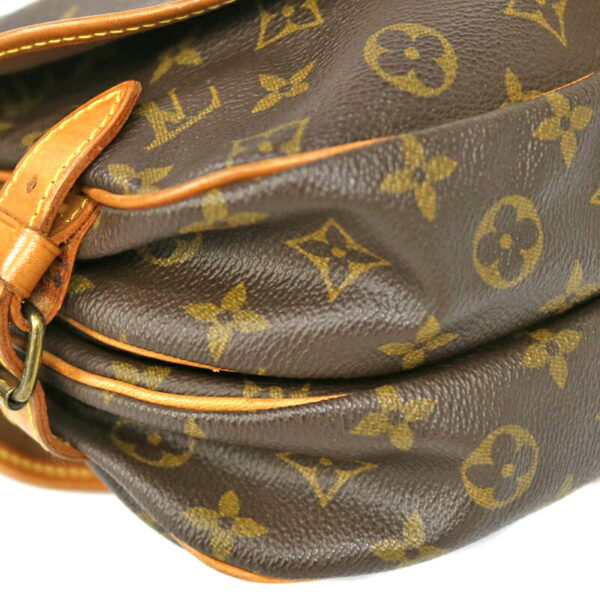 c21 2013 5 Louis Vuitton Saumur 30 Shoulder Bag Monogram Brown