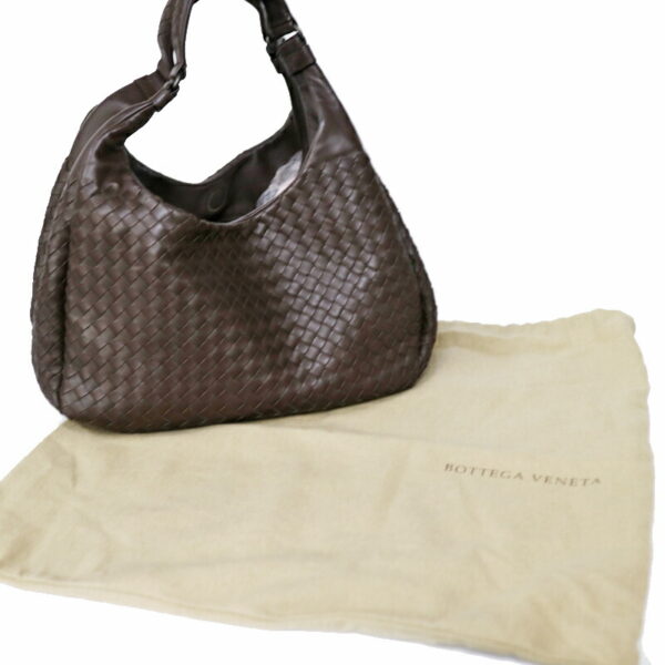 c21 2108 13 Bottega Veneta Campana Shoulder Bag Intrecciato Leather Brown