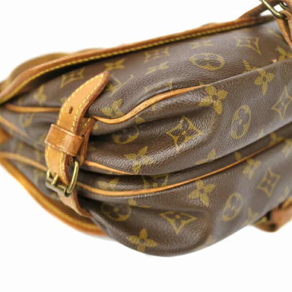 c21 2200 5 Louis Vuitton Saumur 30 Shoulder Bag Monogram Brown