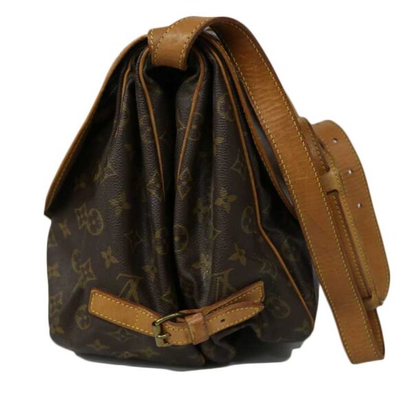 c21 2623 2 Louis Vuitton Saumur 35 Shoulder Bag Monogram Brown