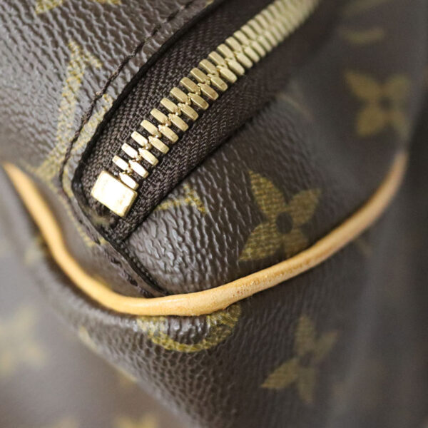 c21 5185 6 Louis Vuitton Evasion Bag Monogram Canvas Brown