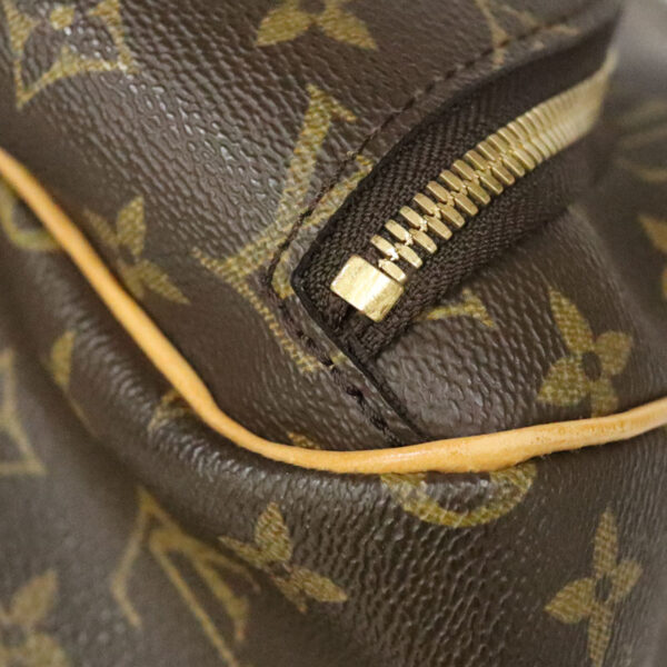 c21 5185 8 Louis Vuitton Evasion Bag Monogram Canvas Brown