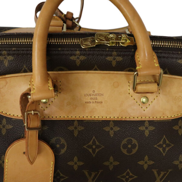 c21 5185 9 Louis Vuitton Evasion Bag Monogram Canvas Brown