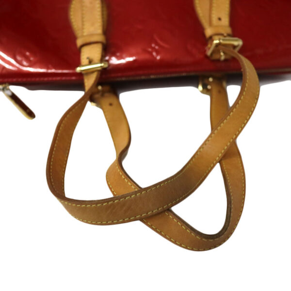 c21 6207 10 Louis Vuitton Rosewood Avenue Shoulder Bag Vernis Leather Red