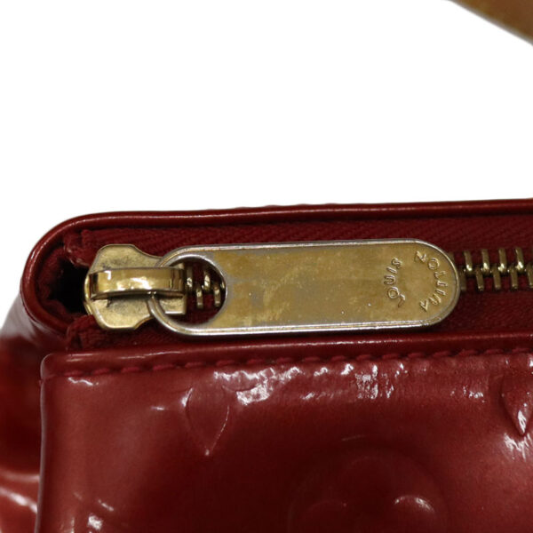 c21 6207 9 Louis Vuitton Rosewood Avenue Shoulder Bag Vernis Leather Red