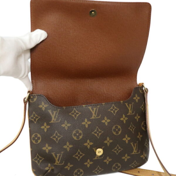 c21 6266 11 Louis Vuitton Musette Tango Shoulder Bag Monogram Brown