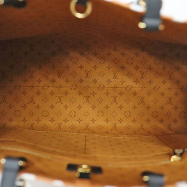 c21 7167 8 Louis Vuitton On the Go GM Tote Bag Giant Crème Caramel