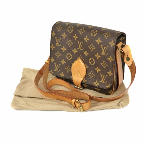 c22 1528 11 Louis Vuitton Cartesier 22 Shoulder Bag Monogram Canvas Brown