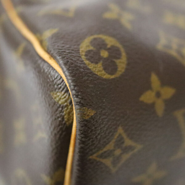 c22 2370 15 Louis Vuitton Keepall 50 Bag Monogram