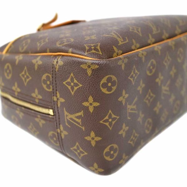 c22 2714 4 Louis Vuitton Deauville Vanity Handbag Monogram