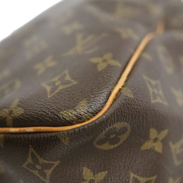 c22 3837 18 Louis Vuitton Keepall 50 Bag Monogram Canvas