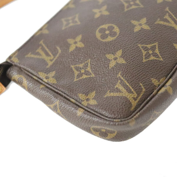 c22 4591 4 Louis Vuitton Pochette Accessoire Pouch Monogram Canvas Brown