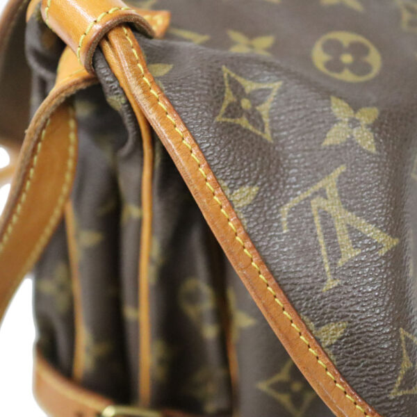 c22 5299 10 Louis Vuitton Saumur 30 Shoulder Bag Monogram Canvas Brown