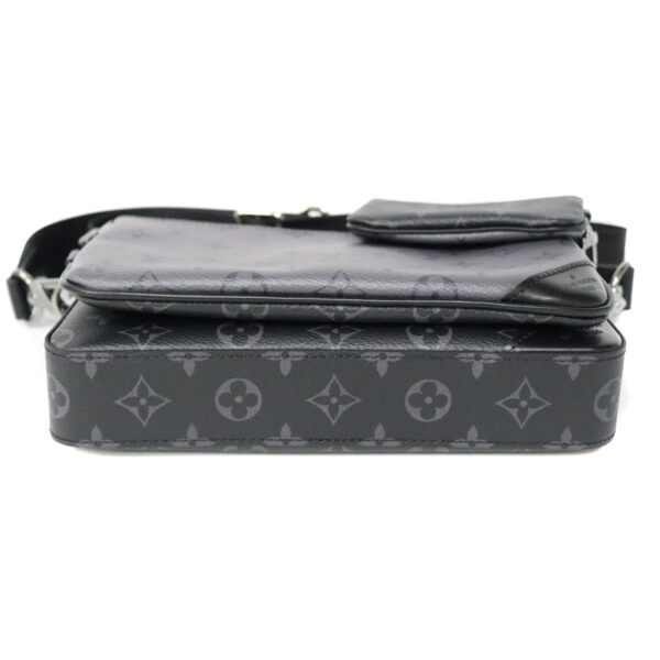 c22 5416 5 Louis Vuitton Trio Messenger Shoulder Bag Eclipse Black