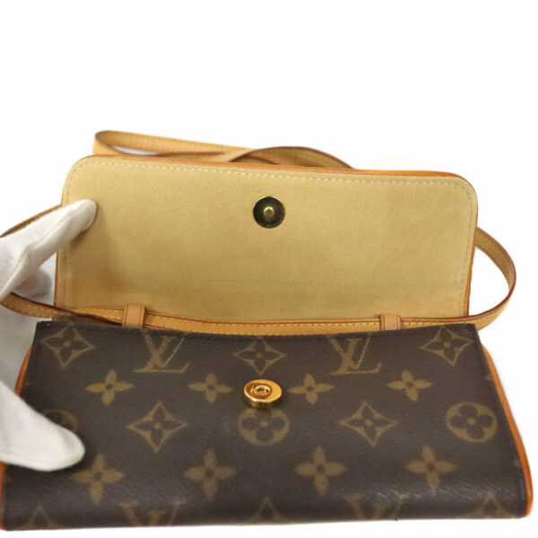 c22 5791 5 Louis Vuitton Pochette Twin PM Shoulder Bag Monogram Brown