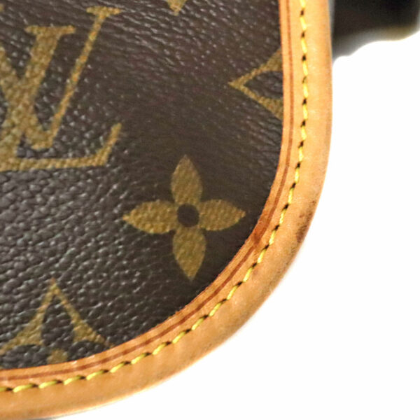 c22 5871 8 Louis Vuitton Shoulder Bag Monogram Canvas